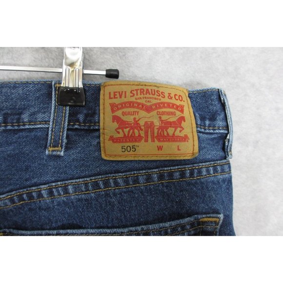 Levi's Men's 505 Jeans Size 54 x 29 Straight Leg Medium Wash - Picture 3 of 8